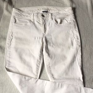 American Eagle ivory jeans size 6